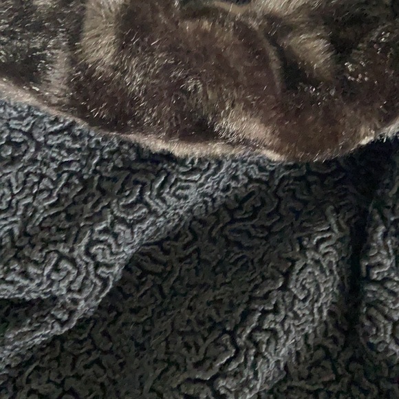 Jacket - Picture 3 of 9